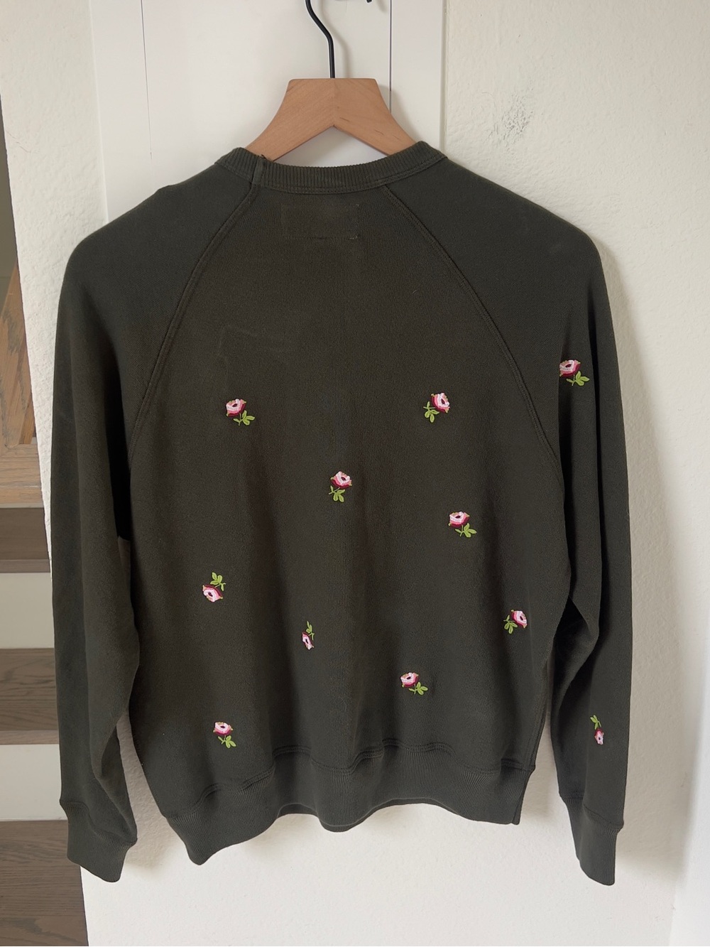 THE GREAT. The Embroidered College Sweatshirt - Olive Green - Picture 4 of 8